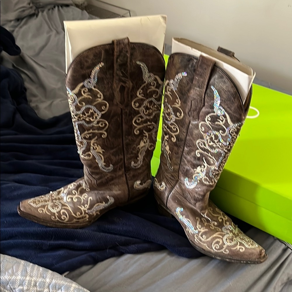 Corral Brown Heeled Boots with Intricate Embroidery